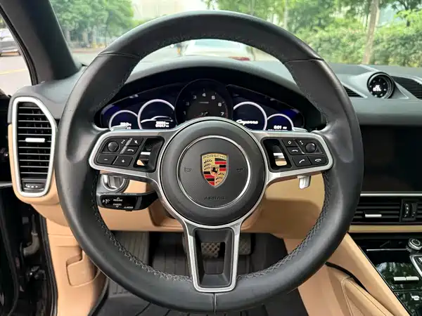 Porsche Cayenne 2020