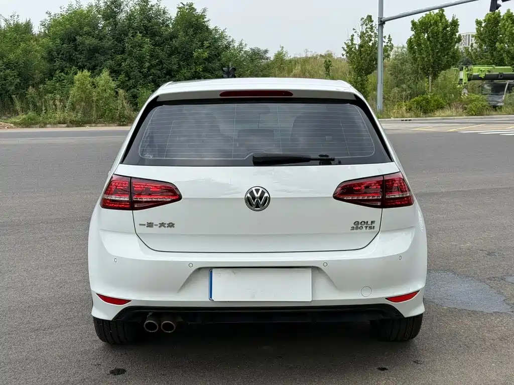 Volkswagen Golf 2017 — фото 11