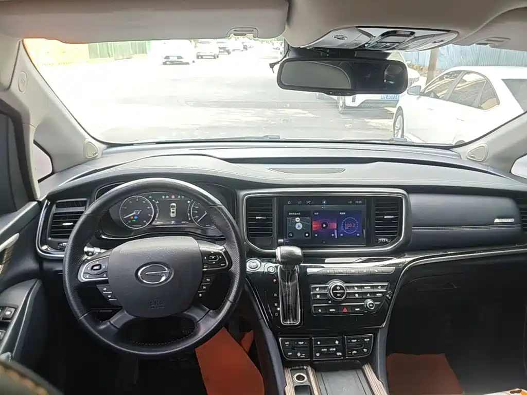 GAC Motor Trumpchi M8 2020 — фото 10