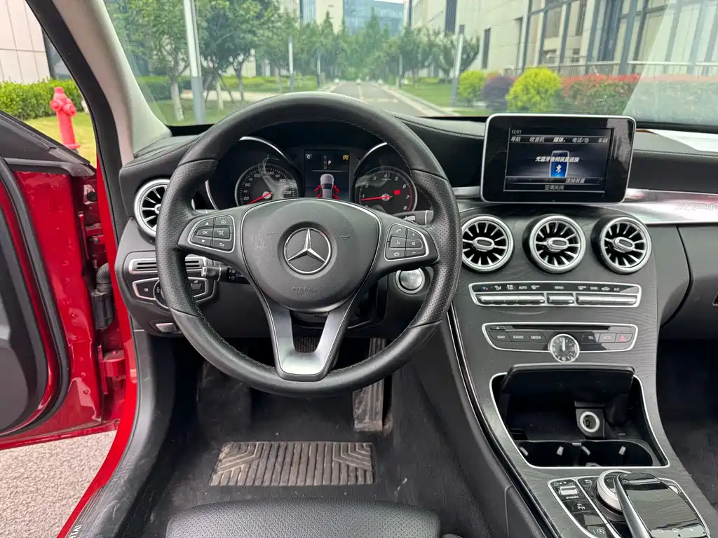 Mercedes-Benz C-Class 2018 — фото 18