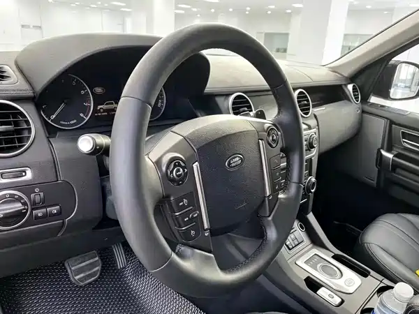 Land Rover Discovery 2015