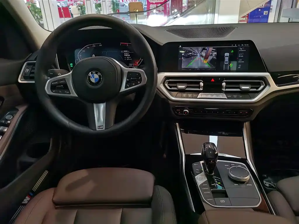 BMW 3 Series 2021 — фото 13