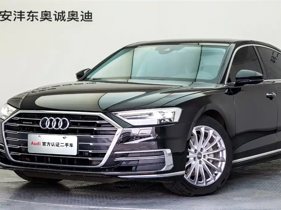 Audi A8 2019 — фото 20