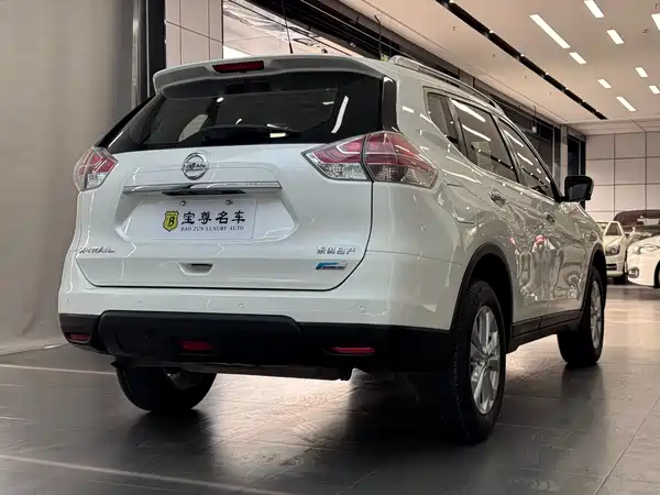 Nissan X-Trail 2014