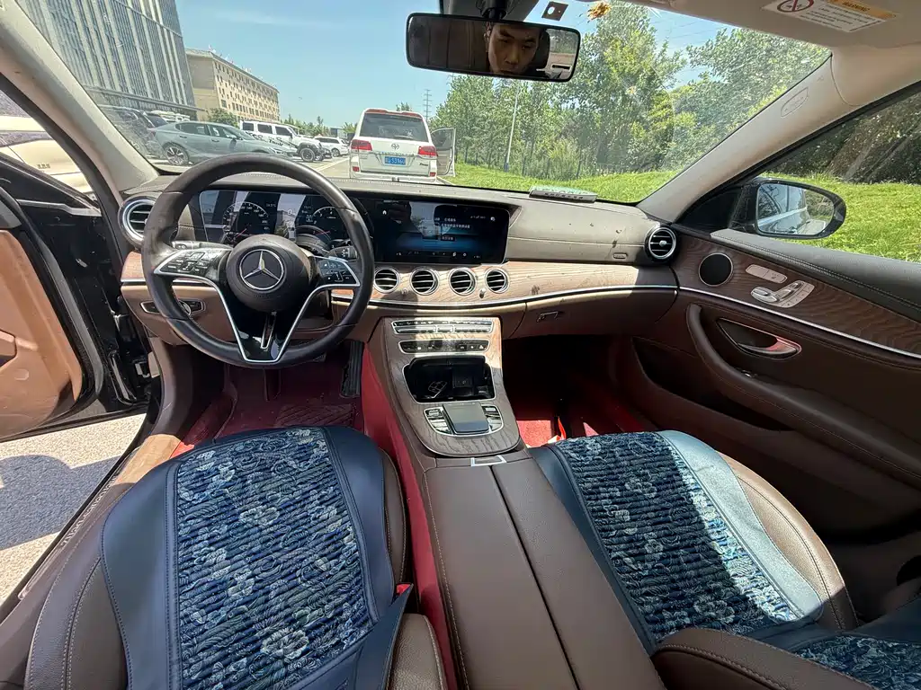 Mercedes-Benz E-Class 2022 — фото 6