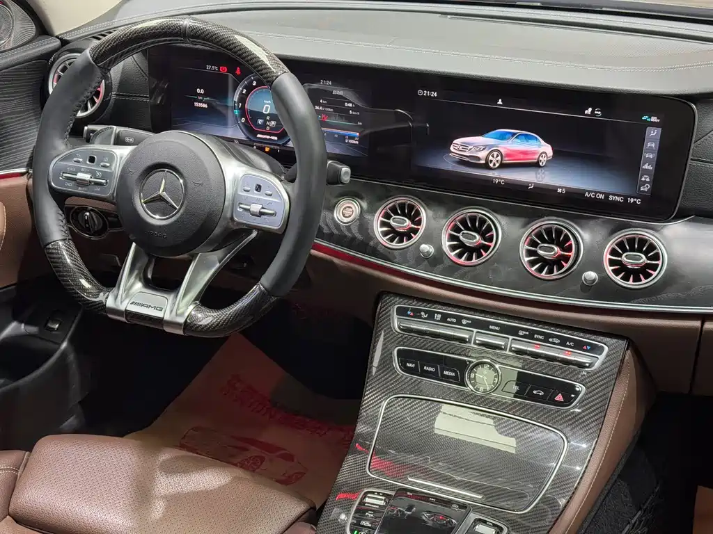 Mercedes-Benz E-Class 2019 — фото 20