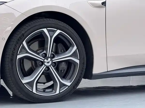NIO ET5T 2024