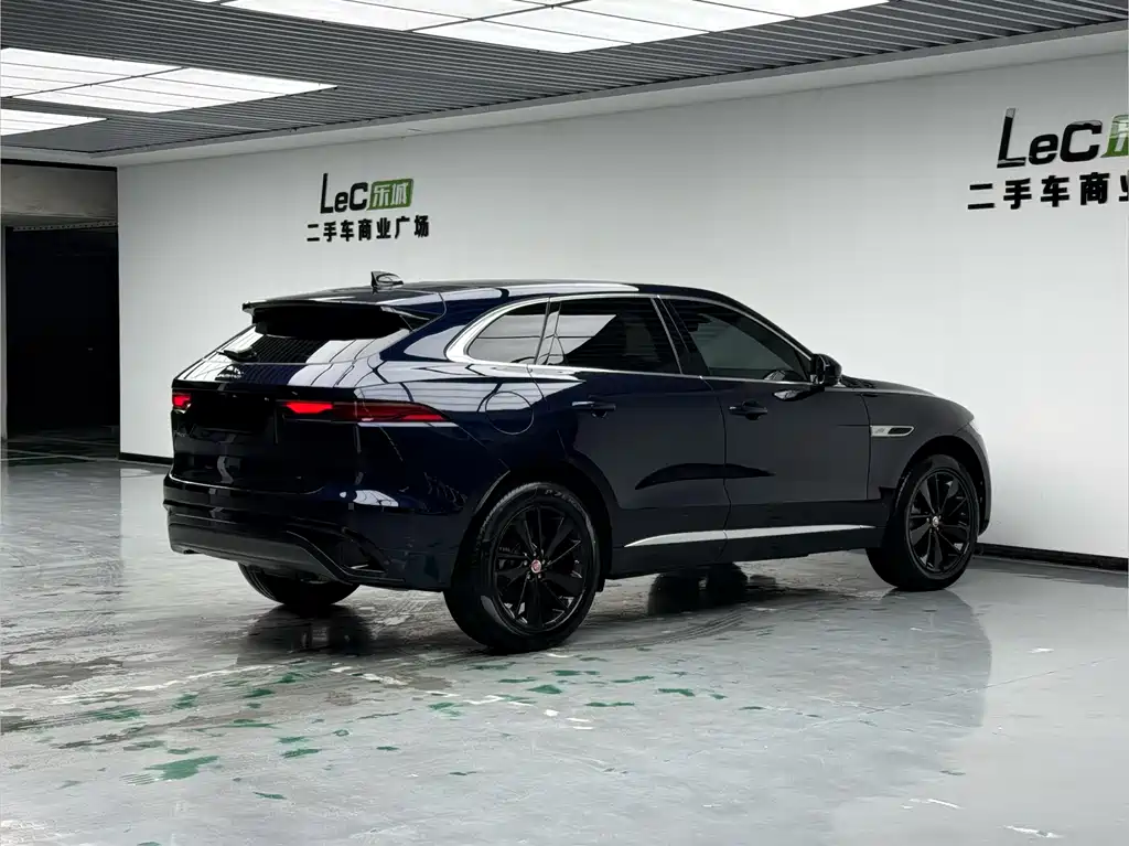 Jaguar F-PACE 2021 — фото 4