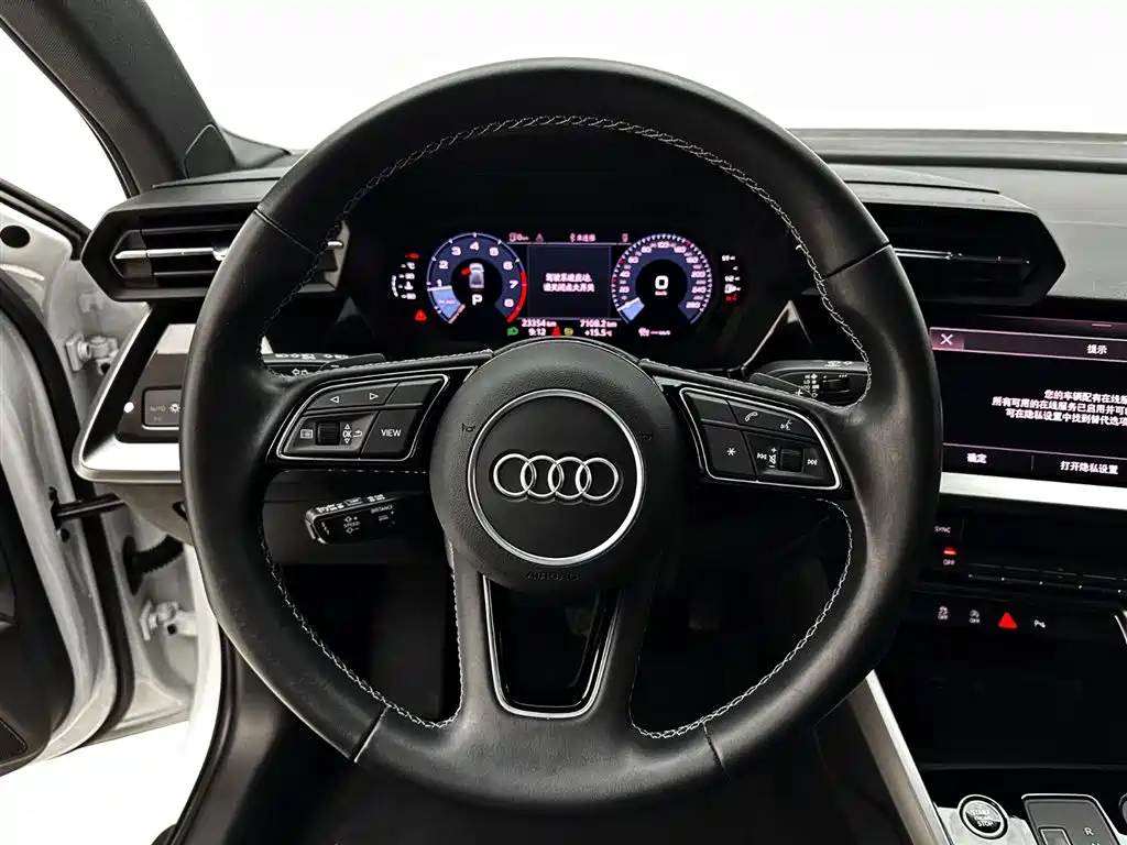 Audi A3 2023 — фото 17