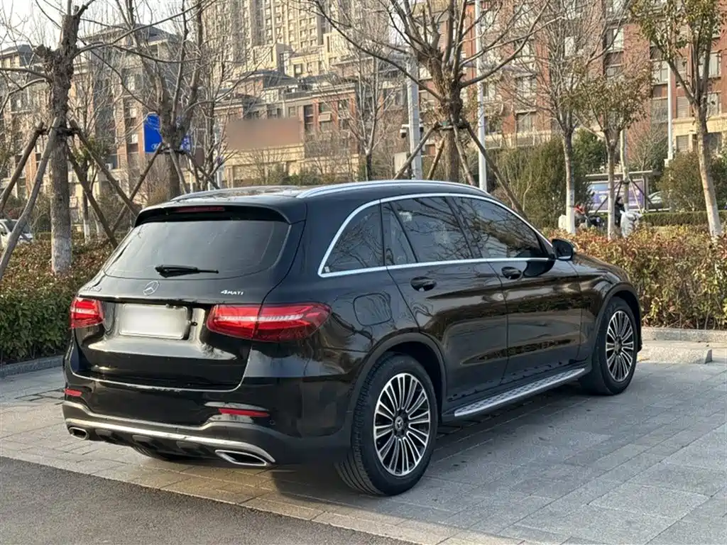 Mercedes-Benz GLC 2018 — фото 17