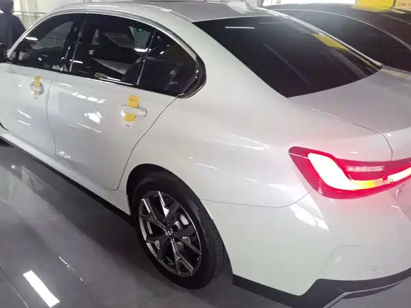 BMW i3 2022