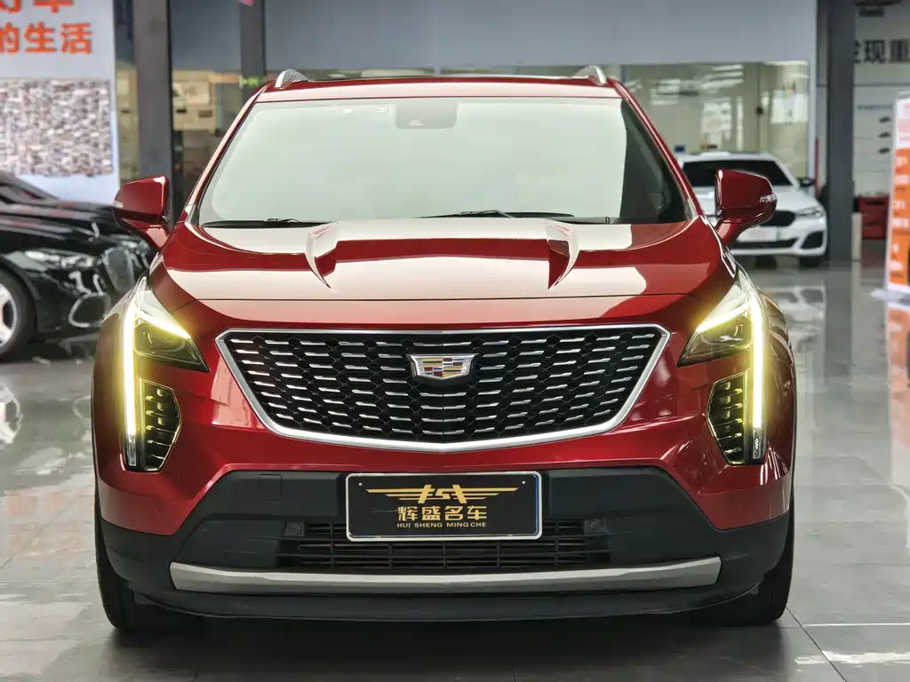 Cadillac XT4 2020 — фото 2