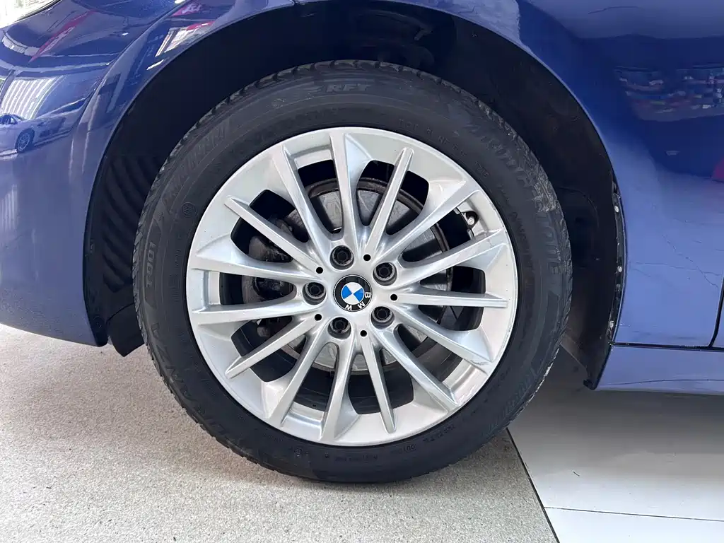 BMW 2 Series Active Tourer 2018 — фото 29