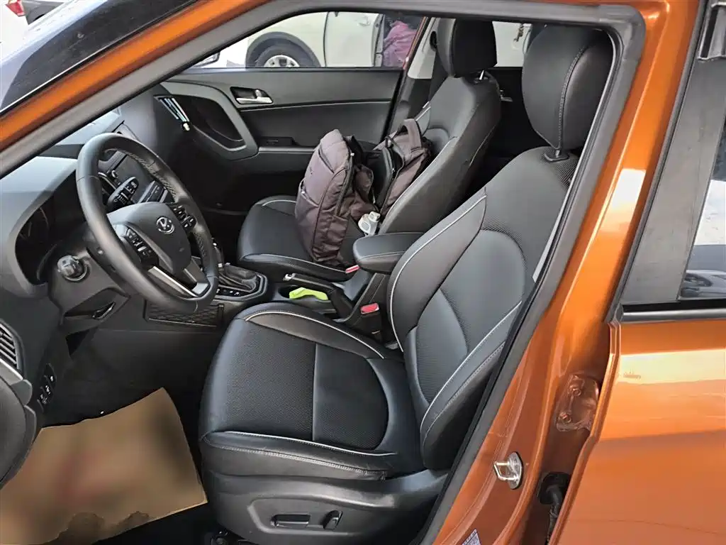Hyundai ix25 2016 — фото 15