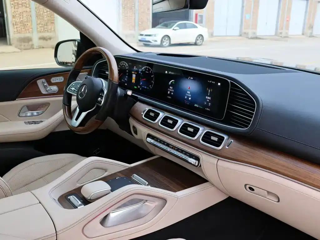 Mercedes-Benz GLS 2023 — фото 16