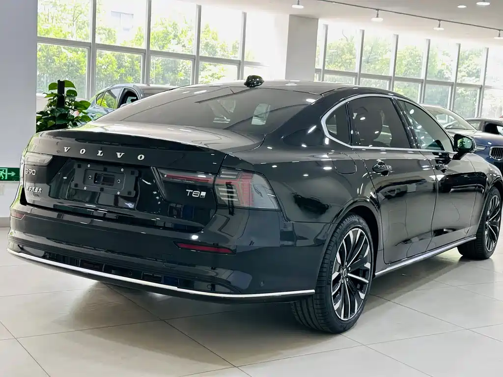 Volvo S90 PHEV — фото 5