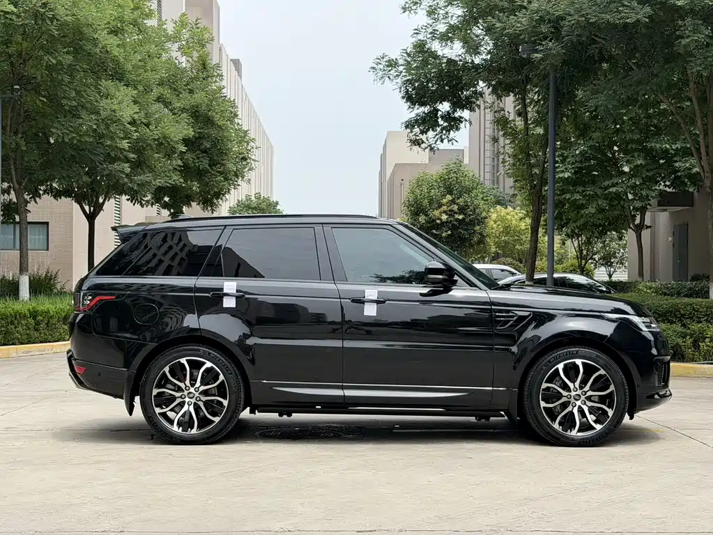 Land Rover Sport 2022 — фото 17