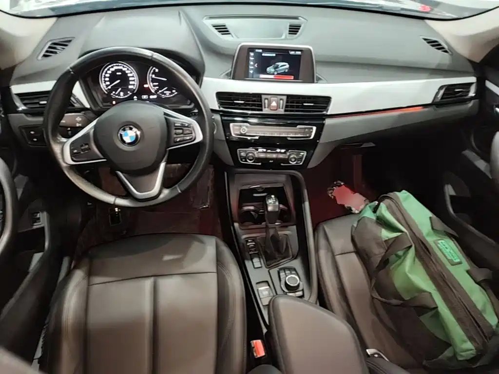 BMW X1 2019 — фото 16