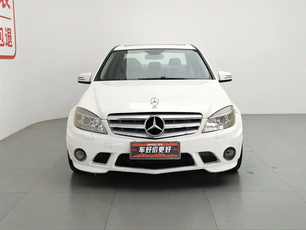 Mercedes-Benz C-Class 2010