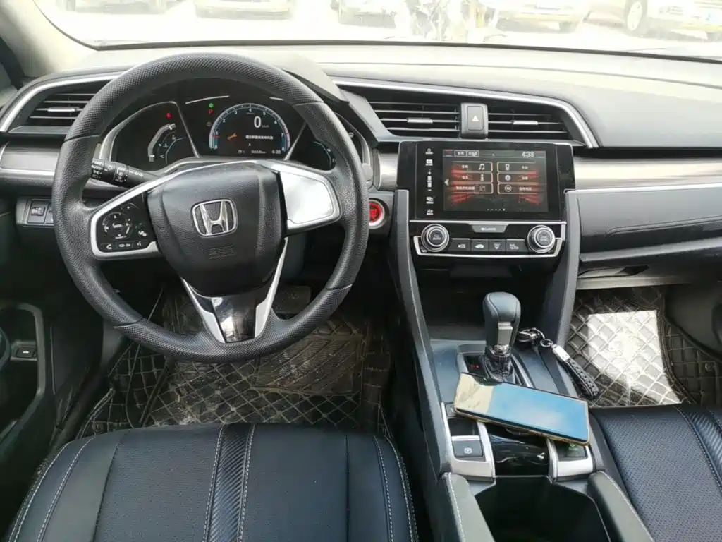 Honda Civic 2021 — фото 10