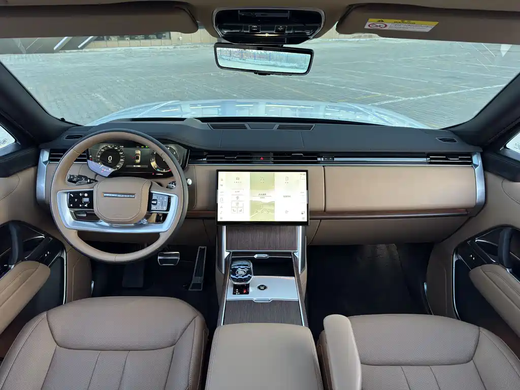 Land Rover Range Rover 2025 — фото 12