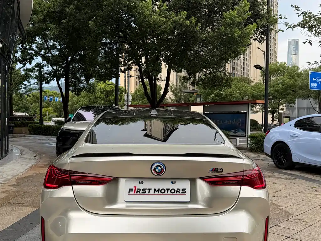 BMW M4 2024