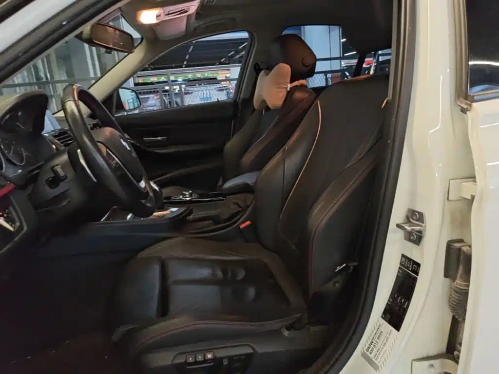 BMW 3 Series 2015 — фото 15