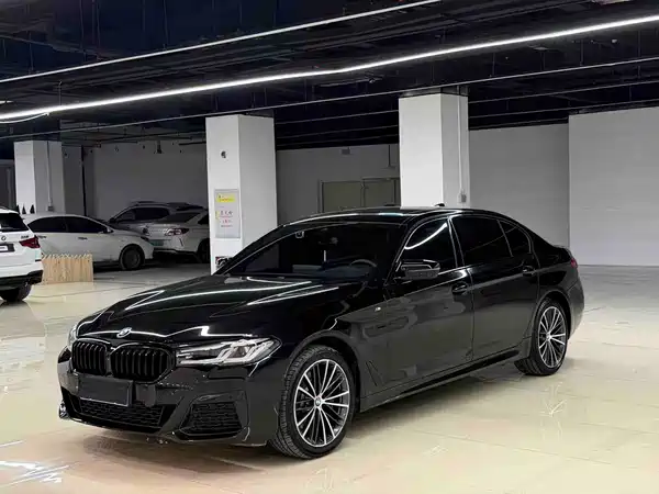 BMW 5 Series 2022