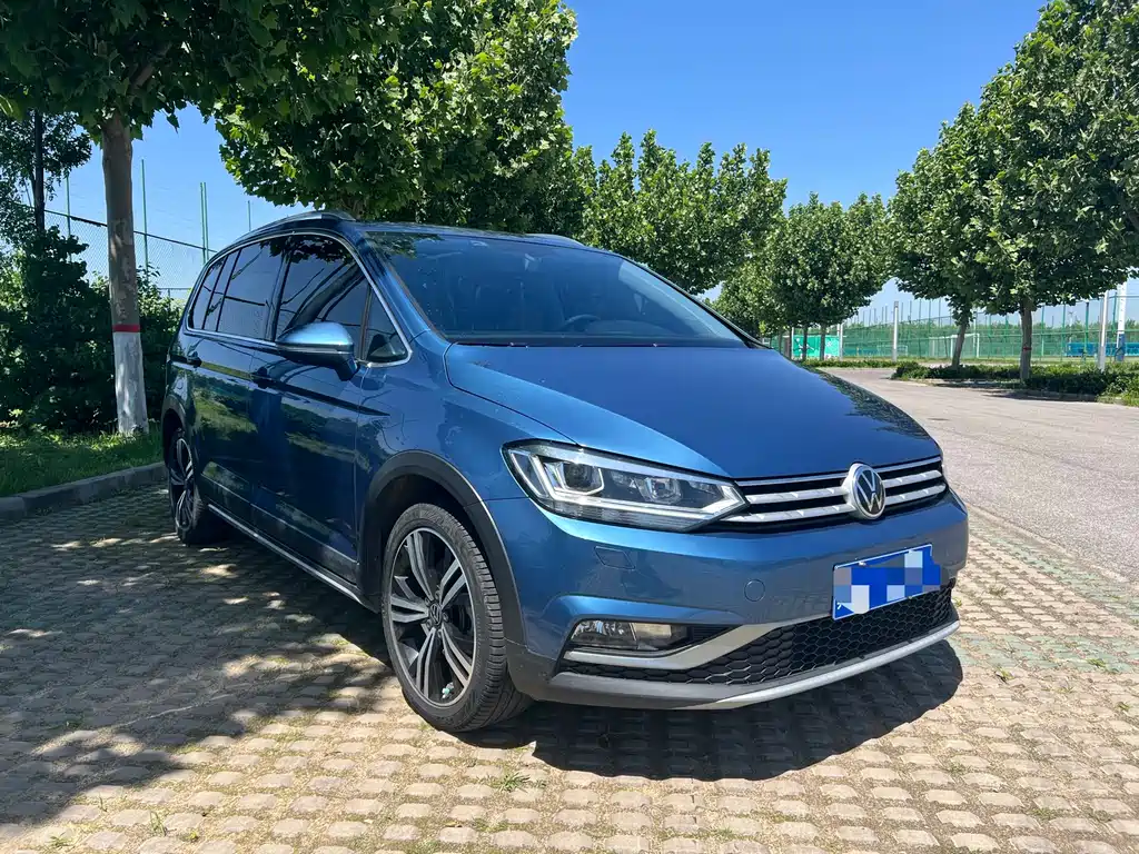Volkswagen Touran 2023