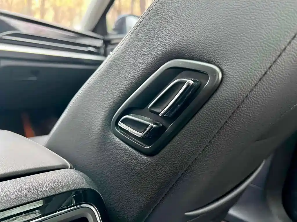 Volkswagen Passat 2022 — фото 11