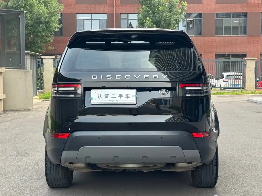 Land Rover Discovery 2020 — фото 10