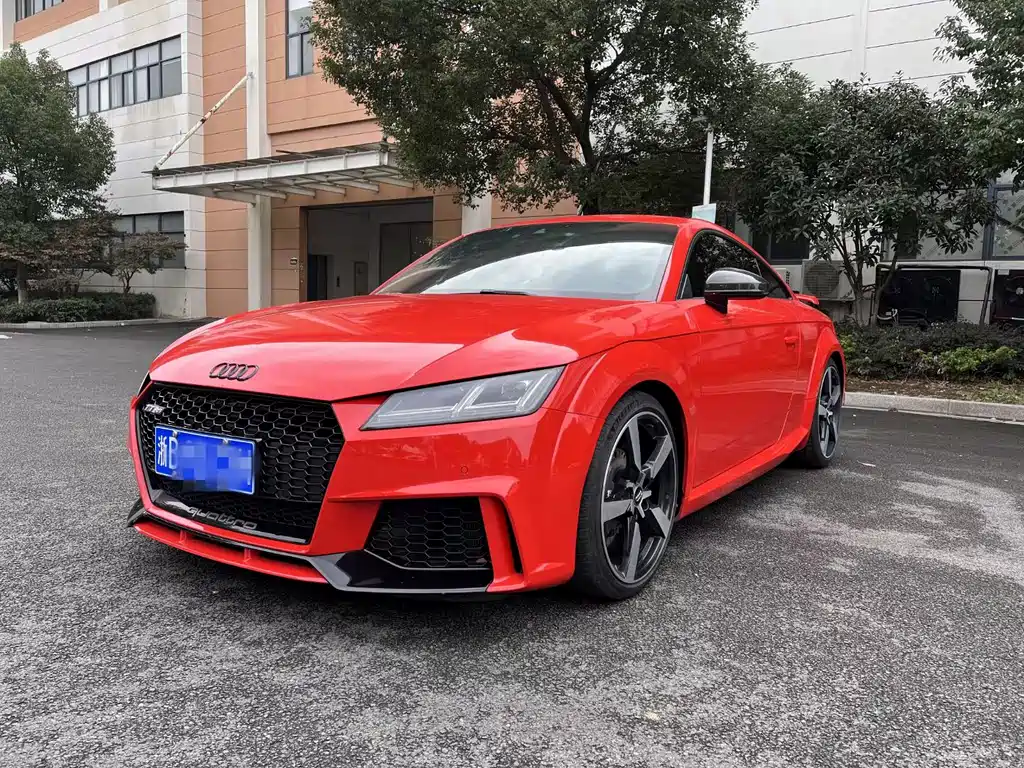 Audi TT RS 2018 — фото 1
