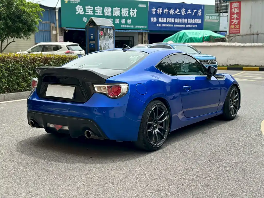 Subaru BRZ 2015 — фото 9