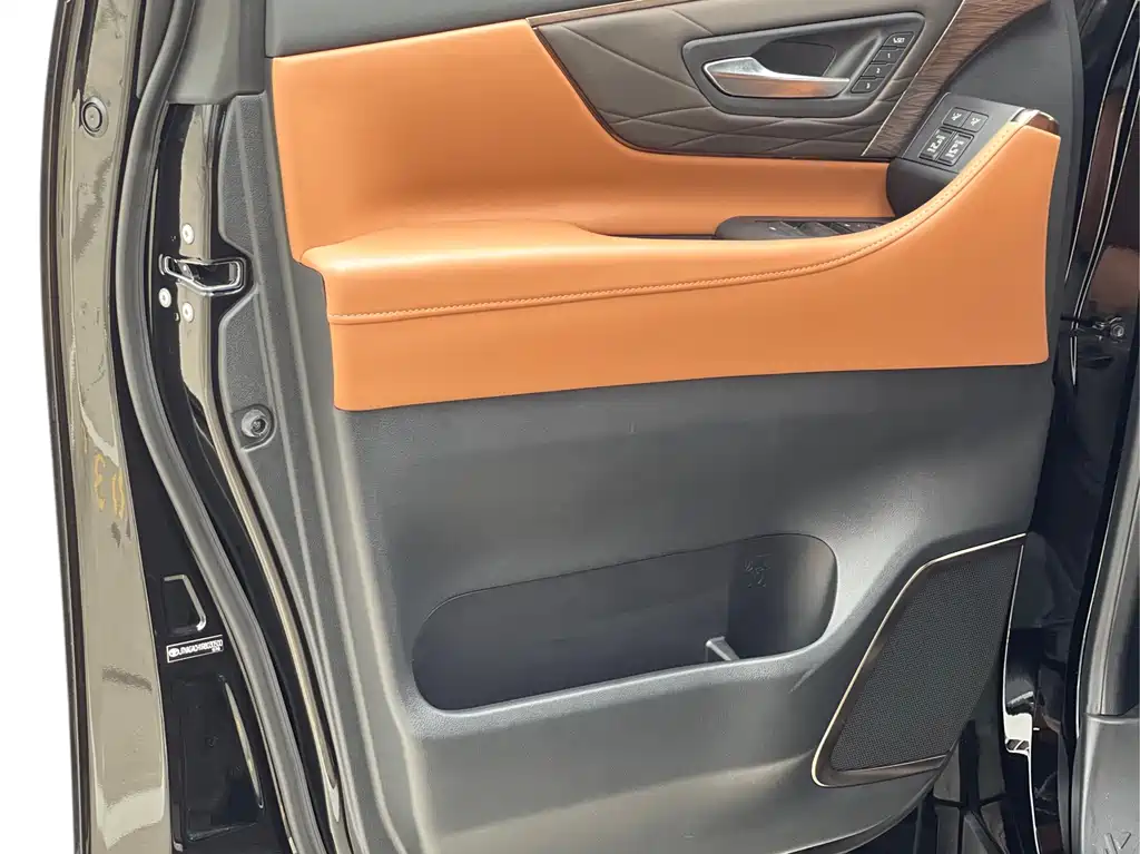 Toyota Vellfire 2025 — фото 14