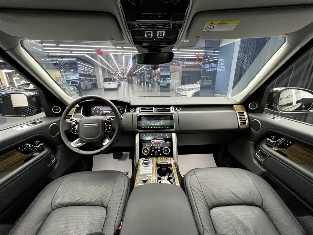 Land Rover Range Rover 2020 — фото 13