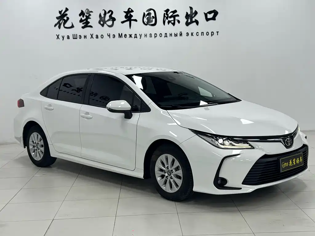 Toyota Corolla 2023 — фото 3