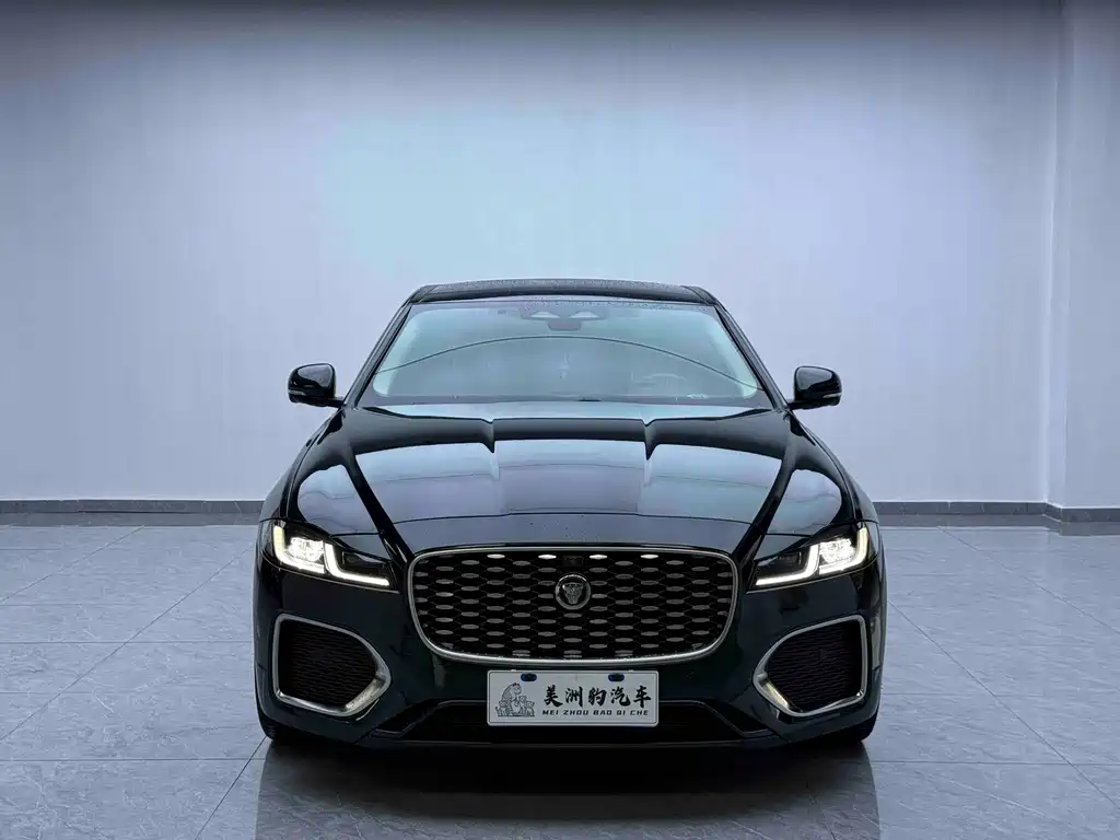 Jaguar XFL 2022 — фото 2