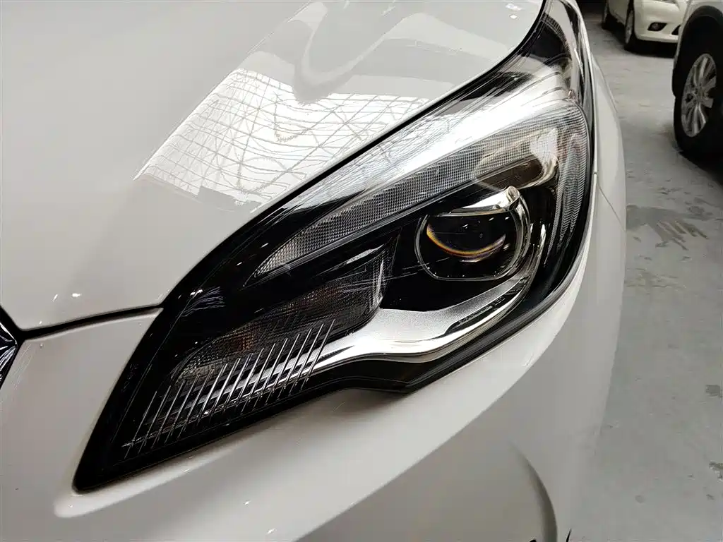 Buick Envision Plus 2019 — фото 24