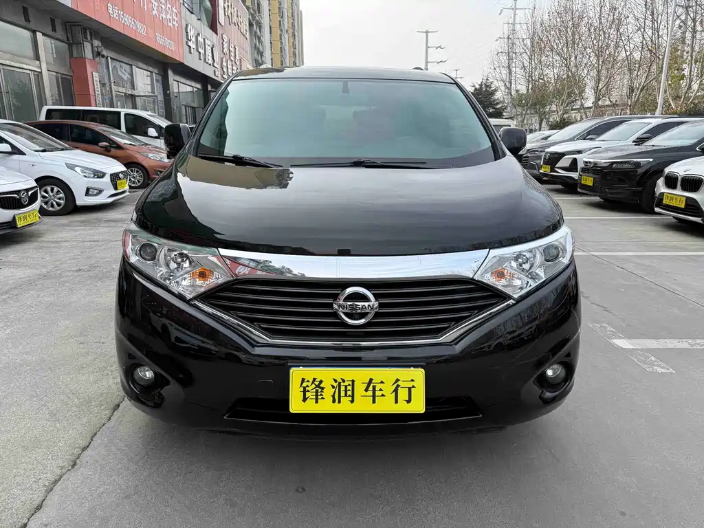 Nissan Quest 2015 — фото 2