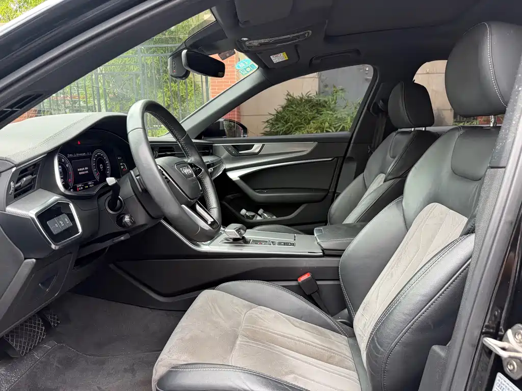 Audi A6L 2020