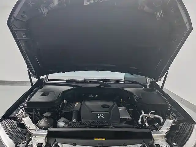Mercedes-Benz GLC 2018 — фото 10