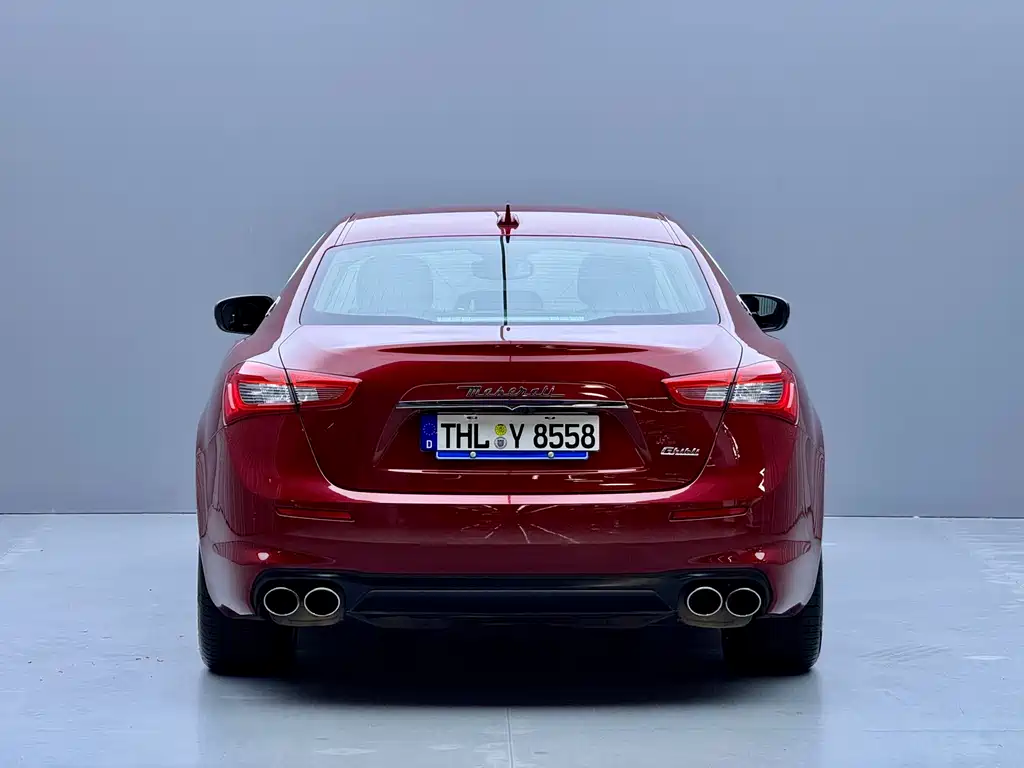 Maserati Ghibli 2018 — фото 20