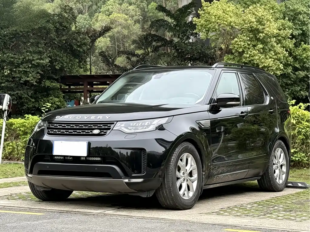 Land Rover Discovery 2018 — фото 1
