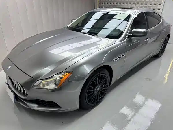 Maserati Quattroporte 2013