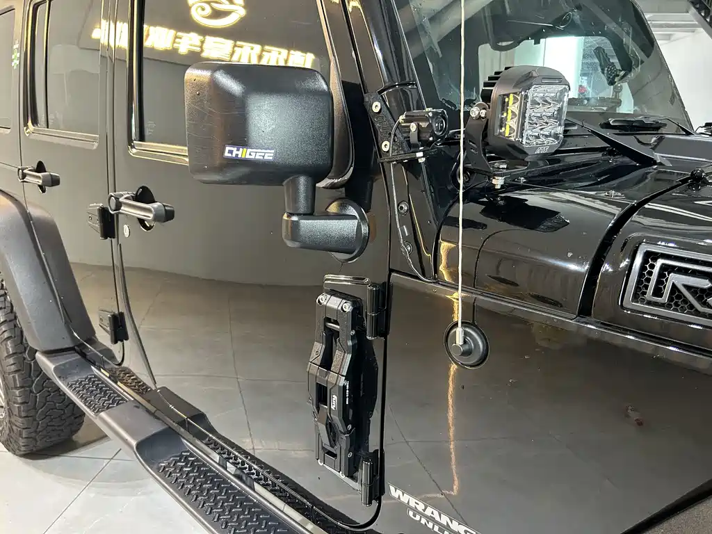 Jeep Wrangler 2019 — фото 14