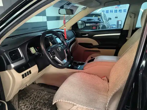 Toyota Highlander 2017