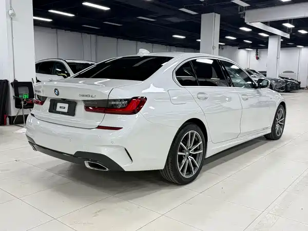 BMW 3 Series 2022