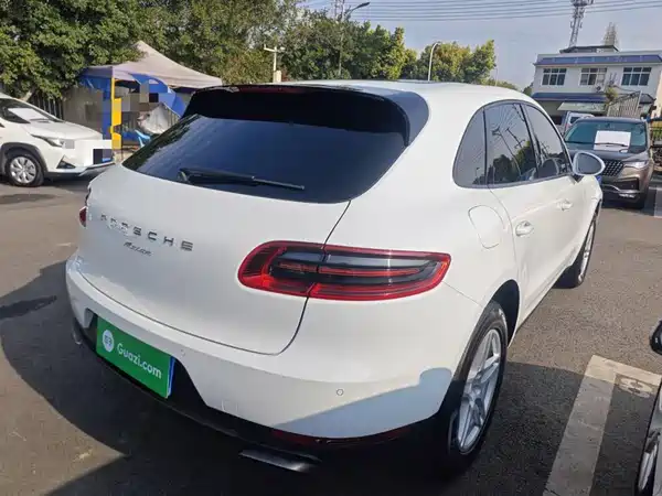 Porsche Macan 2017