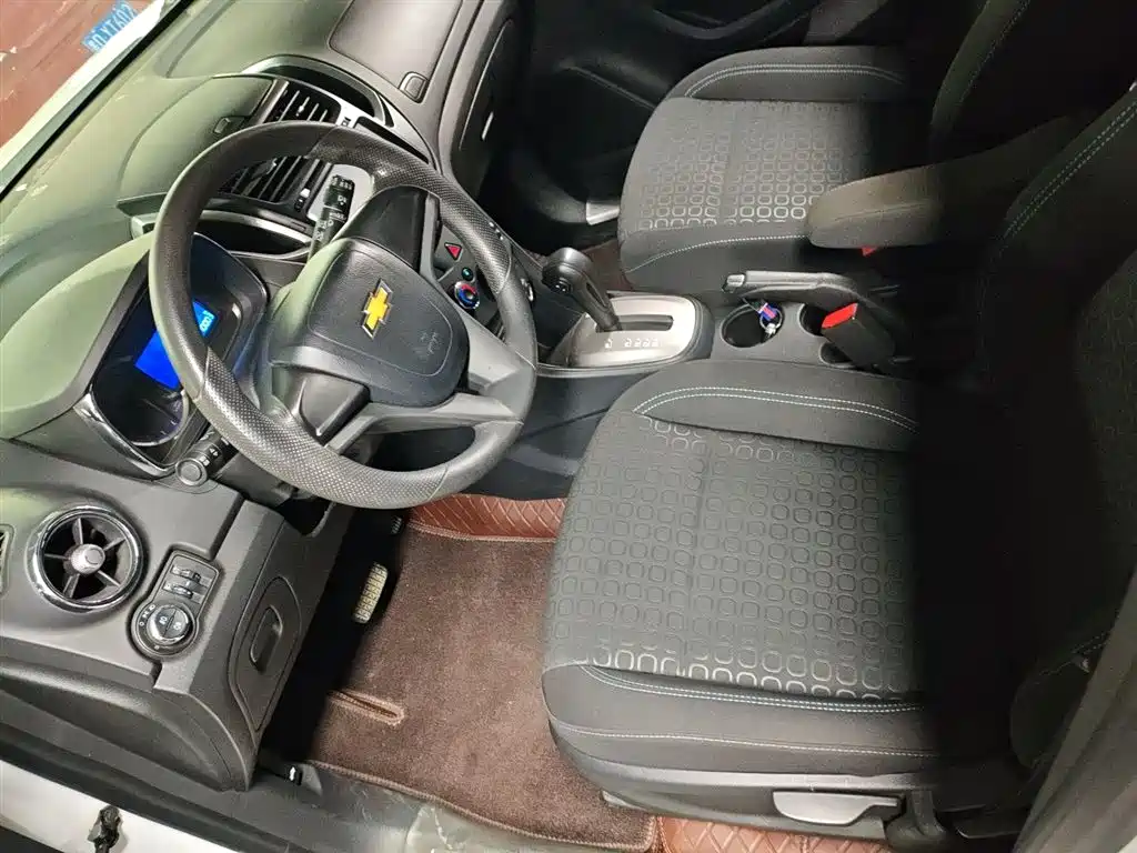 Chevrolet Trax 2016 — фото 16