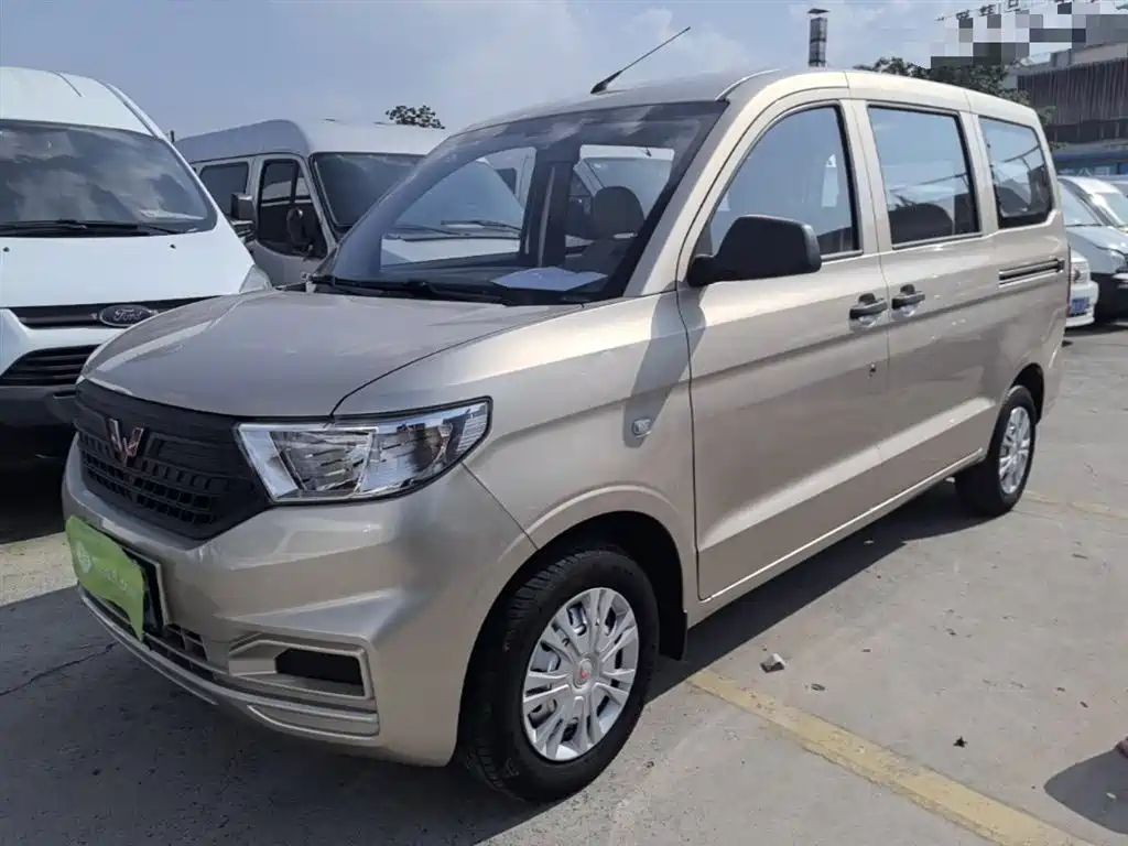 Wuling Hongguang V 2024 — фото 2